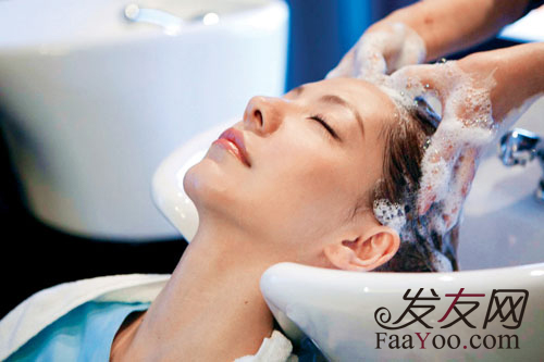 平时用什么洗发水可以起到防脱发的效果