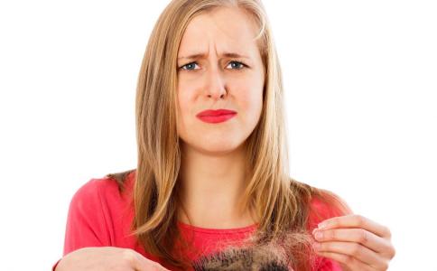 什么原因导致了中年女性脱发