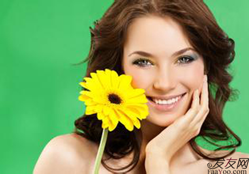 女人脱发怎么办，女人脱发是怎么回事？ 文章图片展示