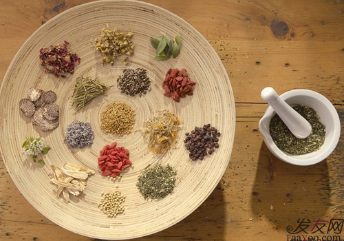 中年的人肾虚型脱发怎么办，如何治疗肾虚脱发？ 文章图片展示