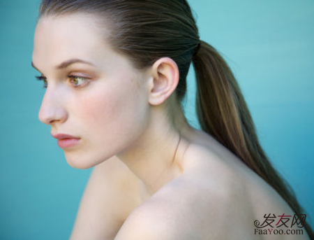 都市女性脱发多的原因都有哪些？文章图片展示