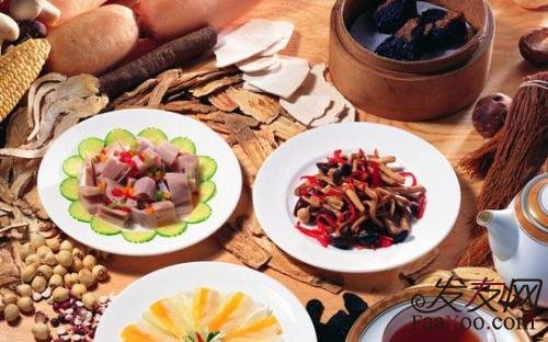 脂溢性脱发该怎么控油呢?