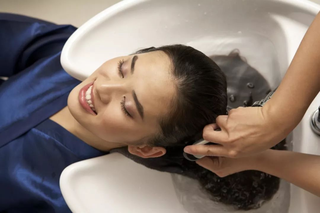 夏日头发洗护系列-预防脱发从洗护开始