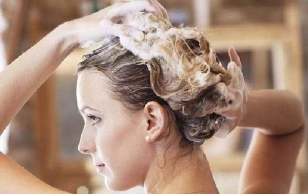 为什么有的人头发少可以植发，有的人却不可以？