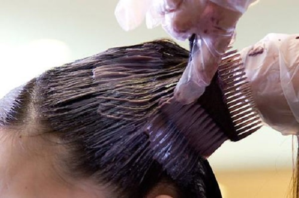烫染发会对头发造成什么影响