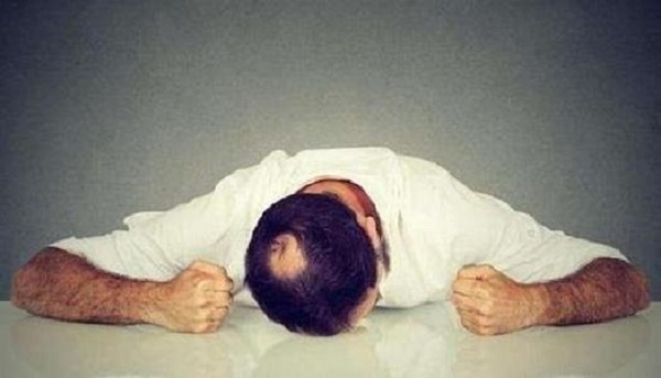 为什么植发后会有脱落期