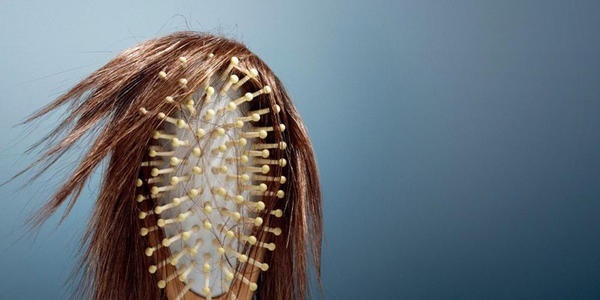 中年妇女掉头发应该要怎么办