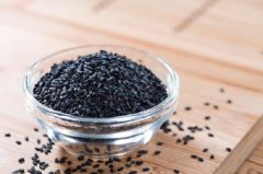 吃黑芝麻头发真的能黑吗