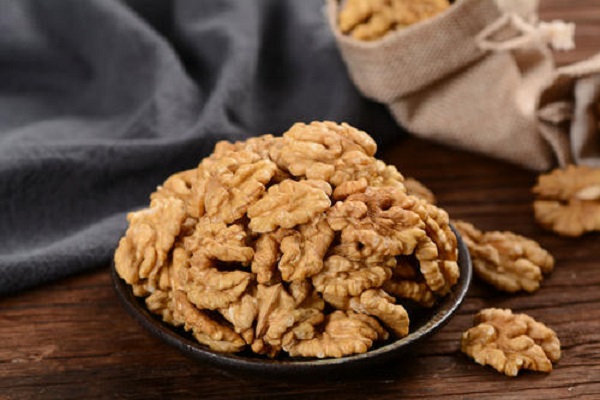 吃什么能改善白发