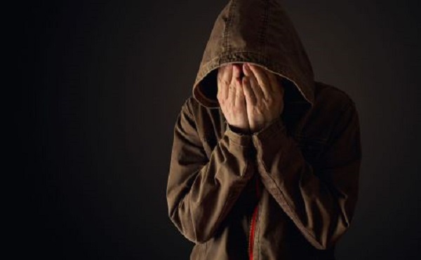 为什么会少年白头