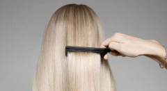 干燥的头发怎样变顺滑