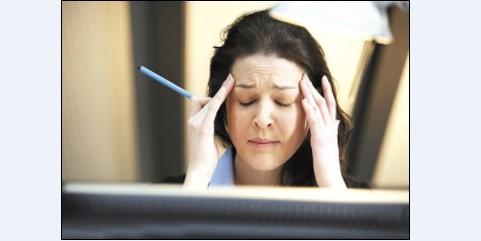 女性脱发都由哪些原因造成的？